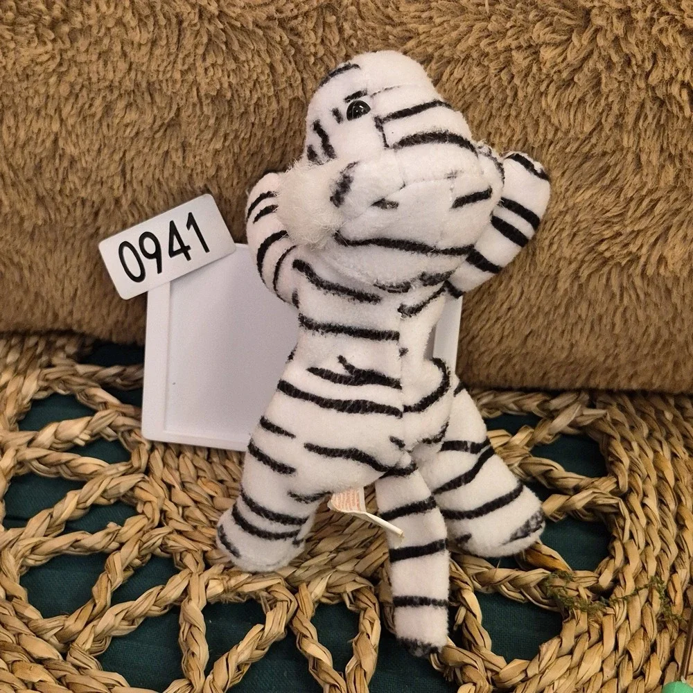✅Ty Beanie Baby Blizzard the White Tiger 1996 Plush Toy with Tag Attached#️⃣0941